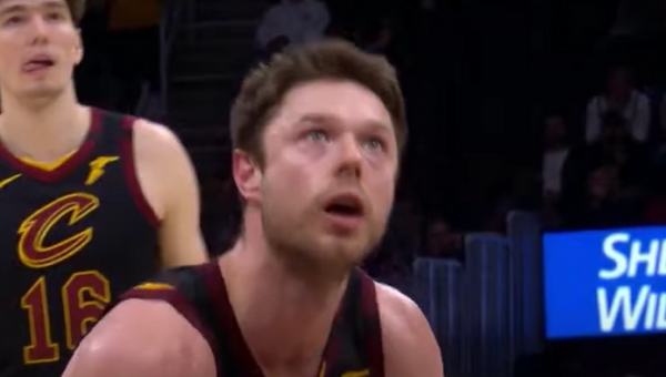 M. Dellavedova tapo D. Sabonio bendraklubiu