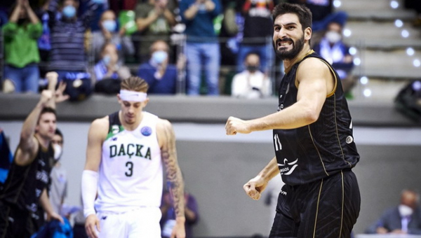 „Baskonia“ pasirašė sutartį su D. Diezu