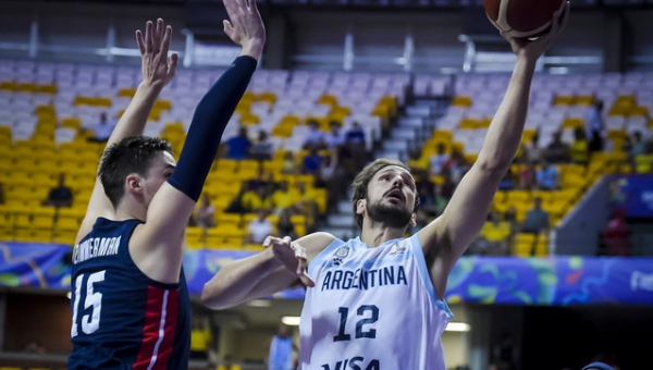 Amerikos čempionato pusfinalyje „Wolves“ naujoko ir Argentinos pergalė prieš JAV