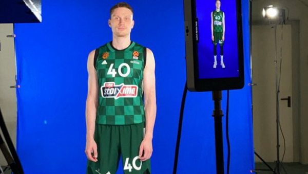 M. Grigonis apsivilko „Panathinaikos“ marškinėlius