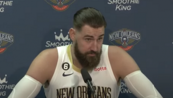 J. Valančiūnas: apie Lietuvos rinktinę, karą Ukrainoje ir skirtumus tarp FIBA ir NBA