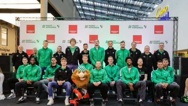 Gerbėjams pristatytas atsinaujinęs „Žalgiris“: įvertinta komandos sudėtis (VIDEO) 