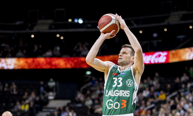 „Žalgiris“ triuškinančiai nugalėjo „Šiaulius“
