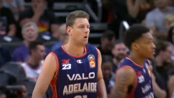 „Suns“ krito prieš Australijos klubą (Kiti rezultatai)
