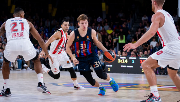 „Barcelona“ Eurolygos starte nusileido Pirėjo klubui