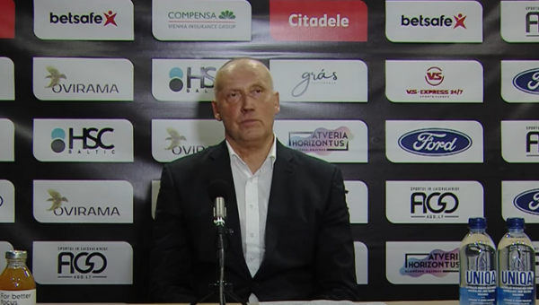 R. Kurtinaitis: „Noriu, kad žaidėjai per laisvą dieną sumestų po tūkstantį metimų“ (VIDEO)