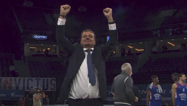 E. Atamanas pareiškė, kad Eurolygos finale žais „Anadolu Efes“ ir „AX Armani“