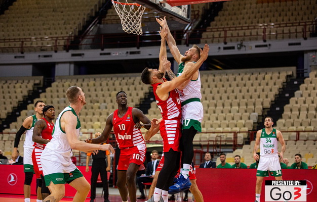 „Žalgiris“ kovojo iki galo, bet pralaimėjo prieš „Olympiacos“