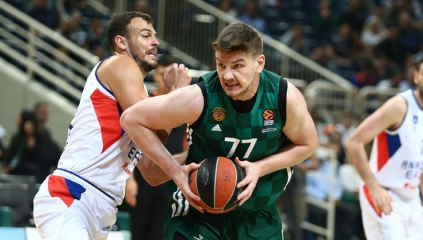 M. Grigonis nerungtyniavo, o „Panathinaikos“ šventė pergalę