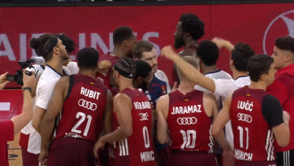 Vokietijos grandų mūšį Eurolygoje dramatiškai laimėjo „Bayern“ („Real“ įveikė „Anadolu Efes“)