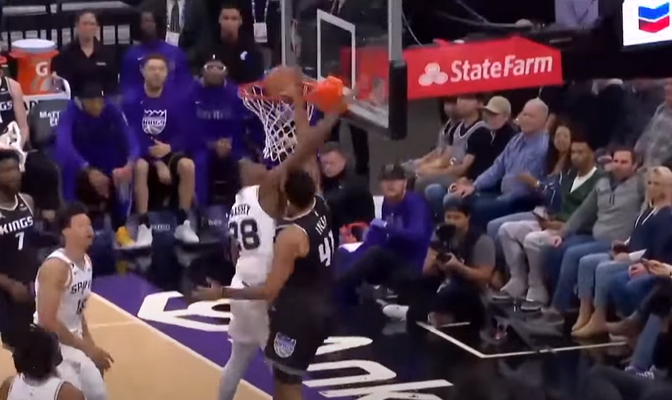 T. Lyleso galingas dėjimas - gražiausias NBA nakties epizodas (VIDEO)