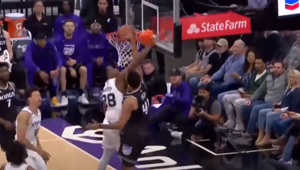 T. Lyleso galingas dėjimas - gražiausias NBA nakties epizodas (VIDEO)