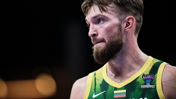 D. Sabonis dar kartą prisiminė Europos čempionato nesėkmę (Palygino žaidimą „Kings“ ir „Pacers“)