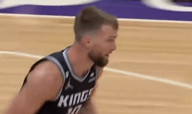 D. Sabonis žaidė galingai, bet „Kings“ patyrė pralaimėjimą (VIDEO)