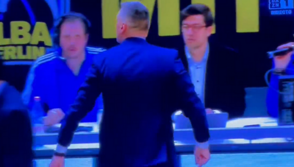Š. Jasikevičius sprogo iš pykčio: Berlyne – sekretoriato liapsusas (VIDEO)
