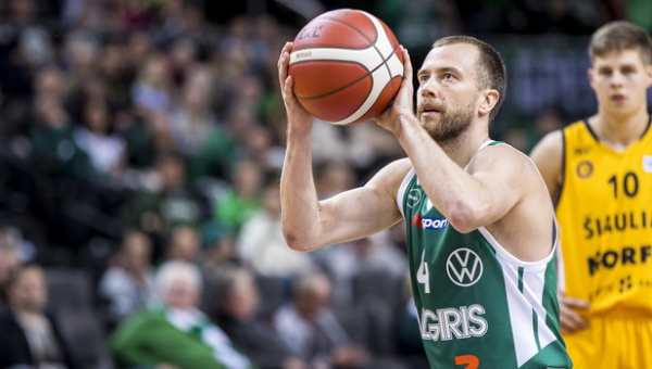 Paaiškėjo, ar „Žalgiris“ ieškos pamainos L. Lekavičiui