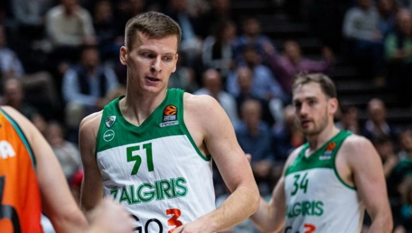 „Žalgirio“ sirgaliai: „Butkevičiui reikia didesnį kontraktą siūlyti ir pratęsti sutartį!“