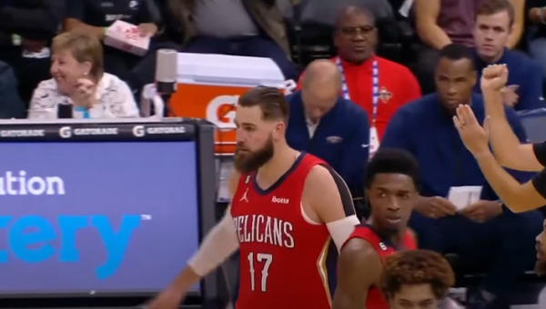 J. Valančiūnas su „Pelicans“ krito prieš „Jazz“ (VIDEO)