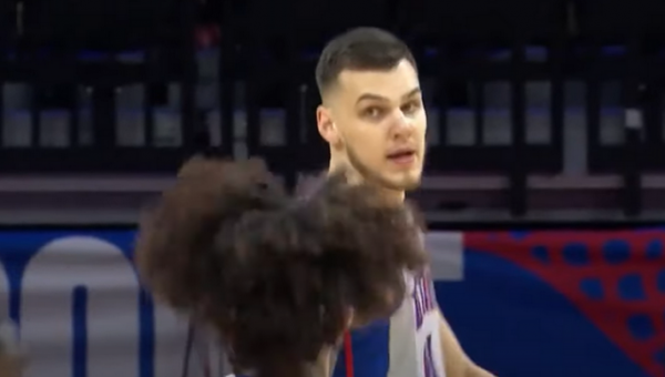 D. Sirvydis patyrė traumą