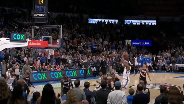 Gražiausias NBA nakties epizodas - pergalingi „Thunder“ taškai (VIDEO)