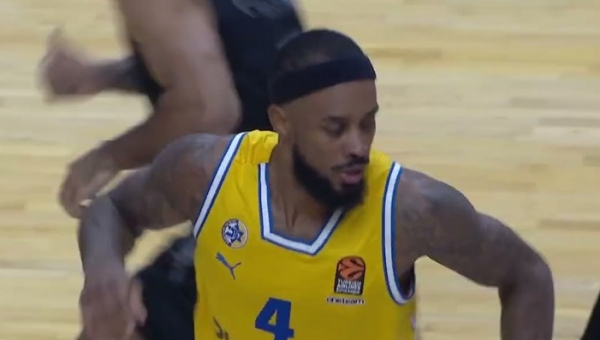 „Real“ nusitaikė į Ispanijos rinktinės bei „Maccabi“ žvaigždę