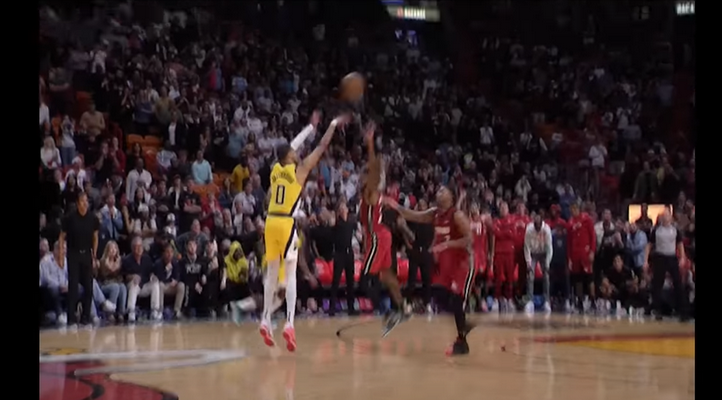 Gražiausias NBA nakties epizodas - pergalingi „Pacers“ taškai (VIDEO)