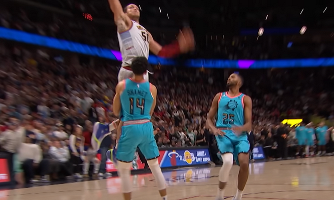 Gražiausias NBA nakties epizodas - neįtikėtinas A. Gordono dėjimas per varžovą (VIDEO)