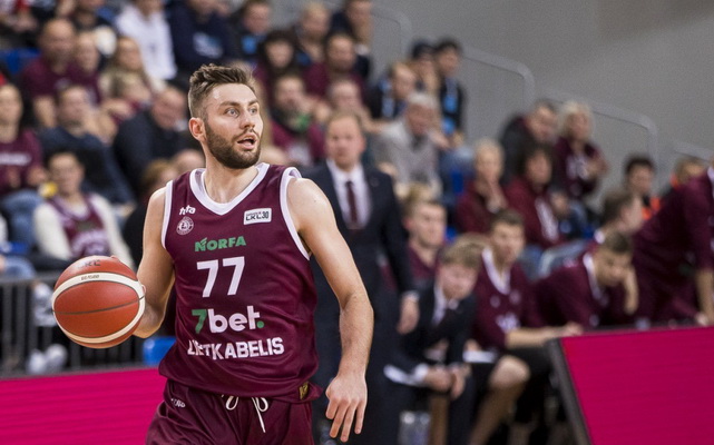 Pavargti turėję panevėžiečiai KMT ketvirtfinalio starte laimėjo Utenoje