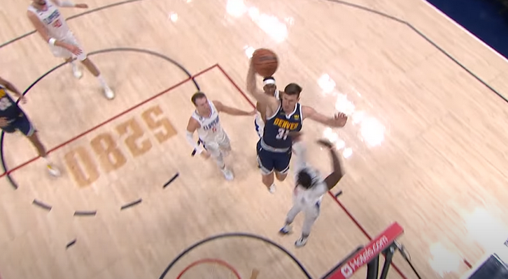 Gražiausias NBA nakties epizodas - galingas slovėno dėjimas (VIDEO)