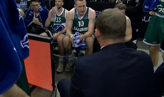 Pamatykite: K. Maksvyčio minutės pertraukėlę prieš „Fenerbahce“ (VIDEO)
