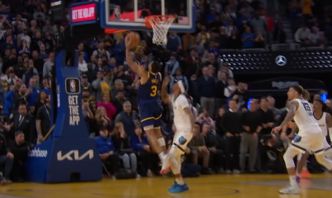 Gražiausias NBA nakties epizodas - pergalingi „Warriors“ gynėjo taškai (VIDEO)