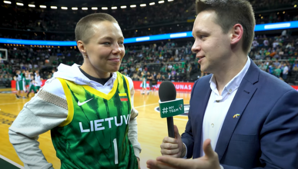 R. Namajunas – apie vizitą „Žalgirio“ rūbinėje ir MMA pamokas I. Brazdeikiui (VIDEO) 