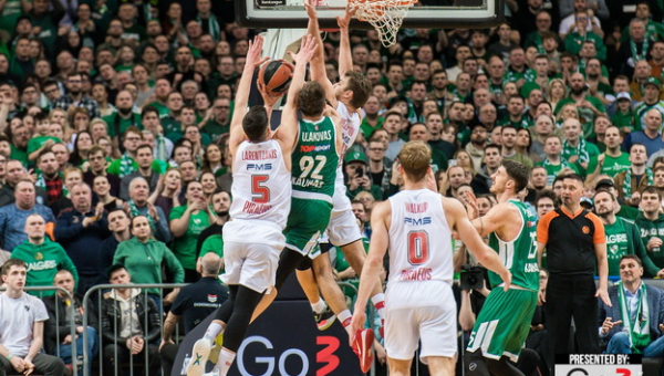 „Žalgirio“ fanai piktinosi: „Teisėjam linkime daugiau niekada nebešvilpt“