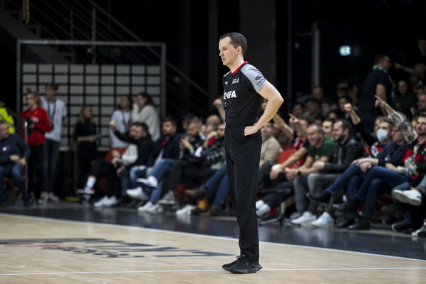 „Baskonia“ nepatenkinta, kad mače prieš „Olympiacos“ teisėjaus lietuvis