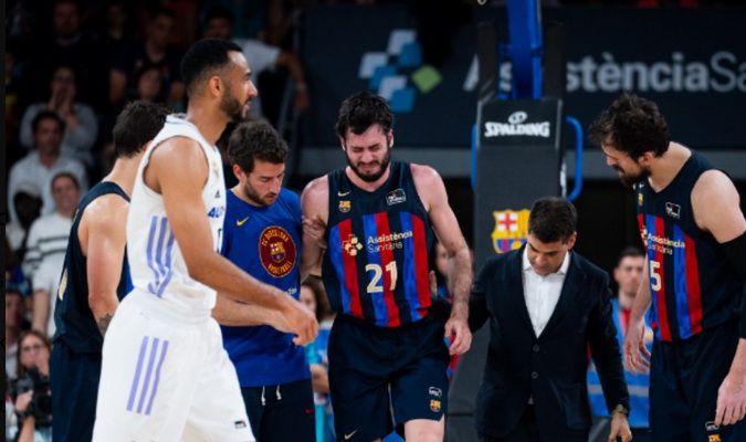 A. Abrinesas iškrito iš „Barcelona“ rikiuotės