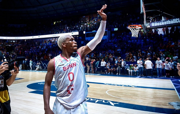 „Telekom Baskets“ ir „Hapoel“ pateko į FIBA Čempionų lygos finalą