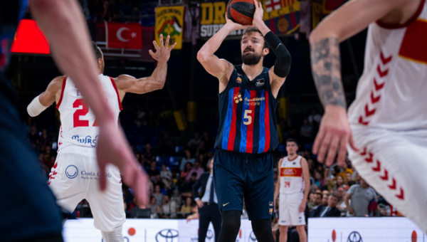 „Fenerbahce“ nusitaikė į „Barcelonos“ aukštaūgį