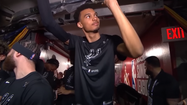 V. Wembanyama debiutavo NBA Vasaros lygoje (VIDEO)