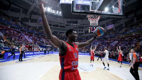 „Virtus“ gretose - buvęs CSKA aukštaūgis