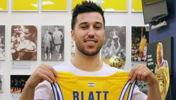 Legendinio trenerio Blatto sūnus Tamiras apsivilks „Maccabi“ marškinėlius