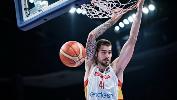 J. Hernangomezas oficialiai papildė „Panathinaikos“ gretas