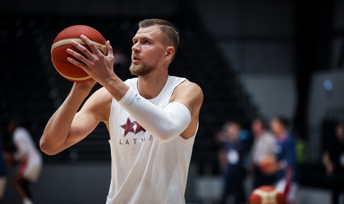 Paaiškėjo, kiek dėl traumos negalės sportuoti K. Porzingis