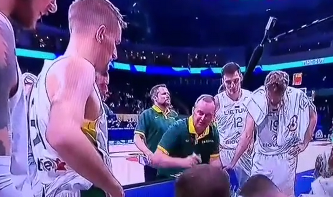 Pamatykite: K. Maksvyčio minutės pertraukėlės prieš Serbiją (VIDEO)