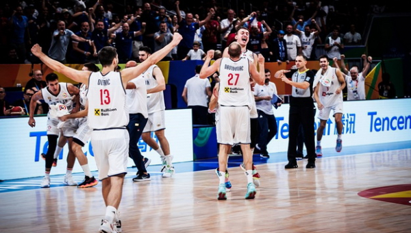 Serbija užtikrintai nukeliavo į Pasaulio čempionato finalą