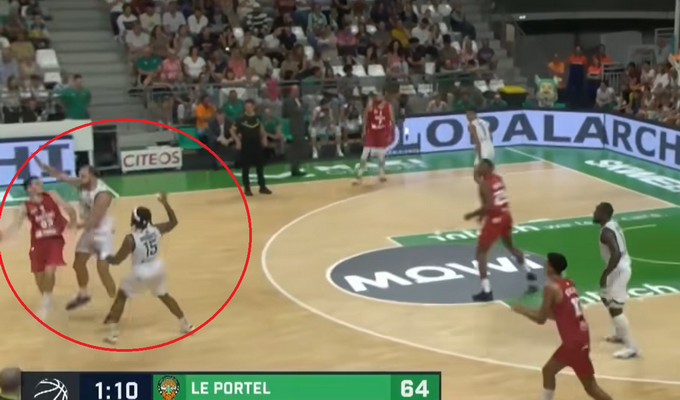 Prancūzijoje - sezono metimas? A. Julienas pataikė kosminį tritaškį (VIDEO)