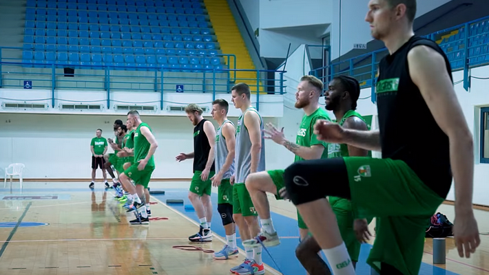 Kipre įsikūrę žalgiriečiai pradeda savaitės trukmės treniruočių stovyklą (VIDEO)