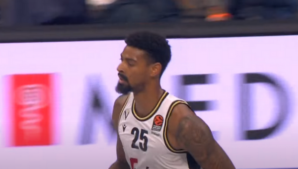 „Virtus“ iškovojo Italijos Supertaurę