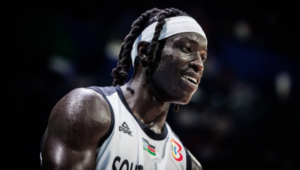 Pietų Sudano rinktinės aukštaūgis žais „Celtics“ komandoje