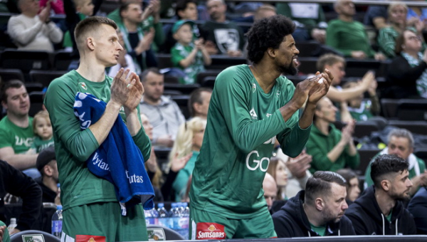 Kiek pergalių Eurolygoje „Žalgirio“ komanda iškovos per spalio mėnesį? (Apklausa)
