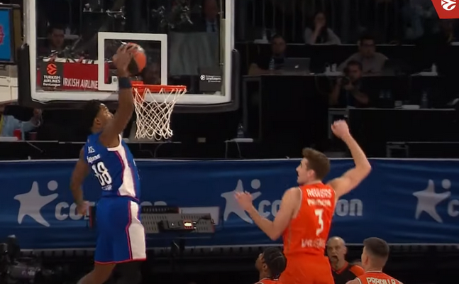 Tarp gražiausių Eurolygos turo epizodų – blokas B. Manekui (VIDEO)